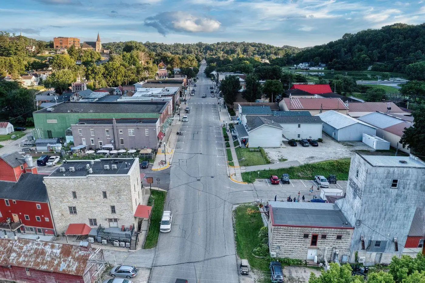 Suburban New Jersey town near Raritan Bay